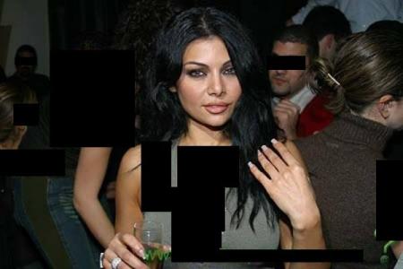 haifa et le weesky dans ca main