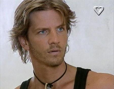 la serie de monika brava