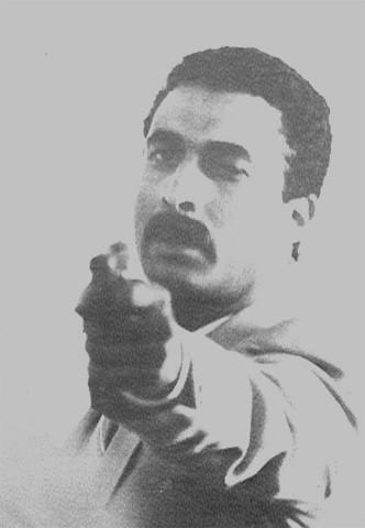 voila ahmad zaki dans le film = al imbrator